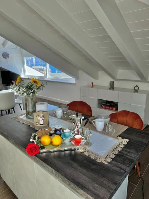 Apt. Aries - Penthouse Menaggio Dış mekan fotoğraf